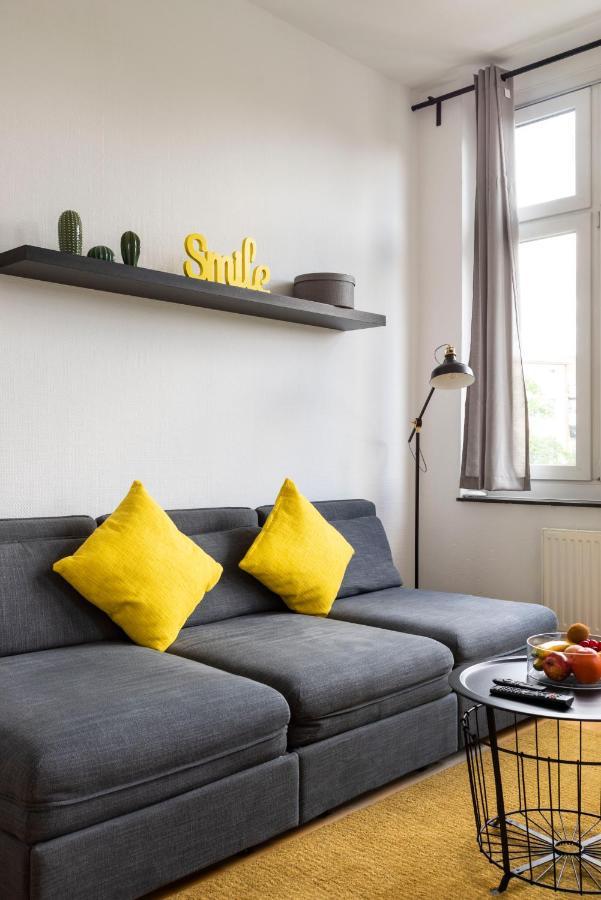 Appartement Central +3br +big Living Next To U-station Berlijn