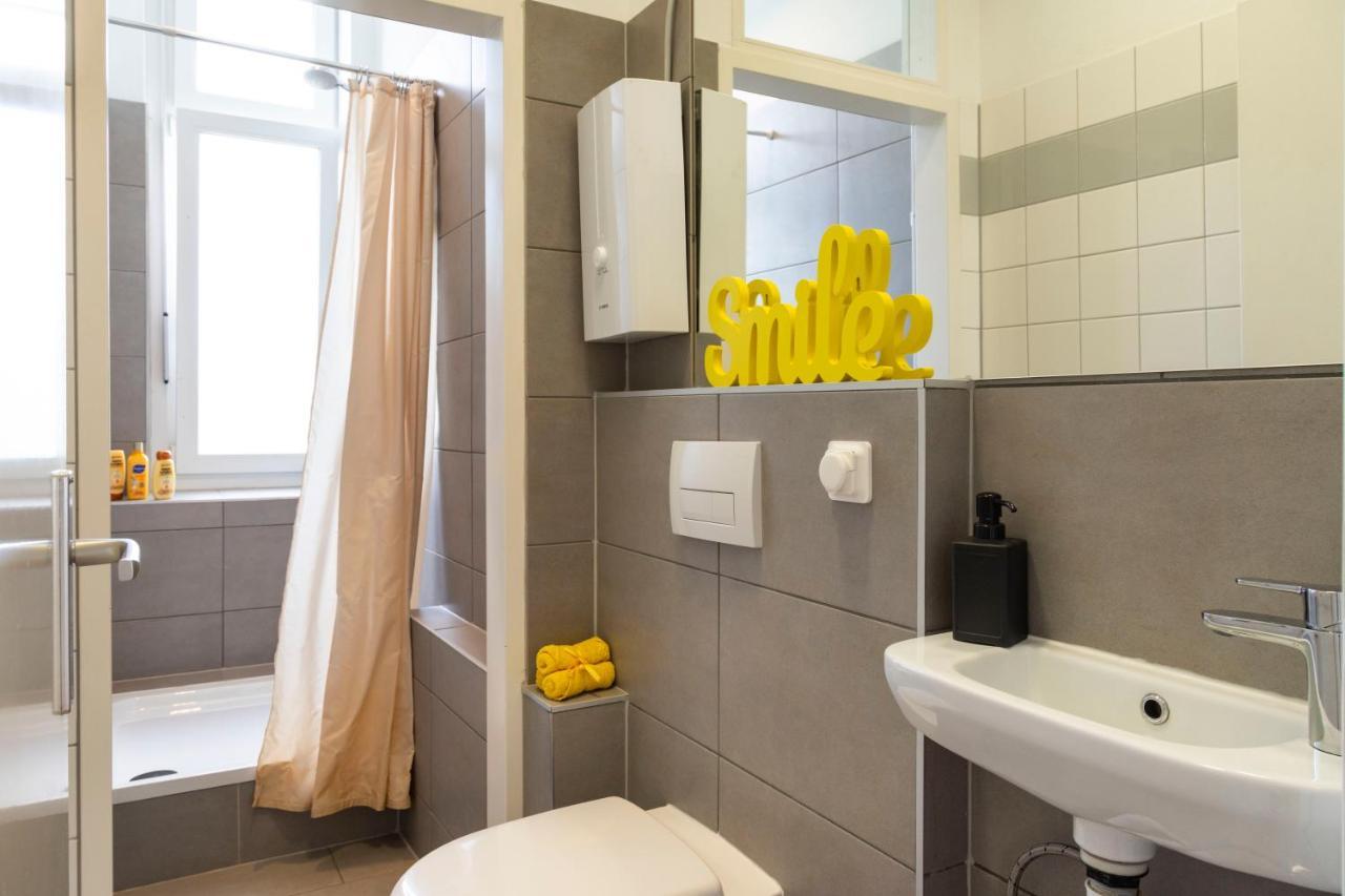 Central +3br +big Living Next To U-station Appartement *