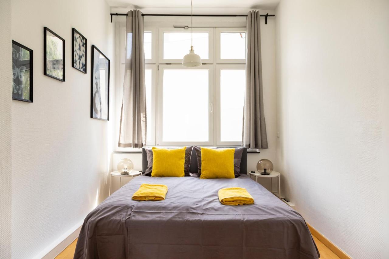 Appartement Central +3br +big Living Next To U-station Berlijn